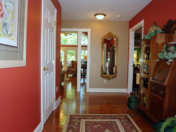 3rd image of 10 Havenridge Ct
