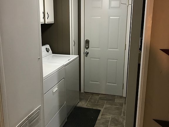 4th image of 102 Peach Ln