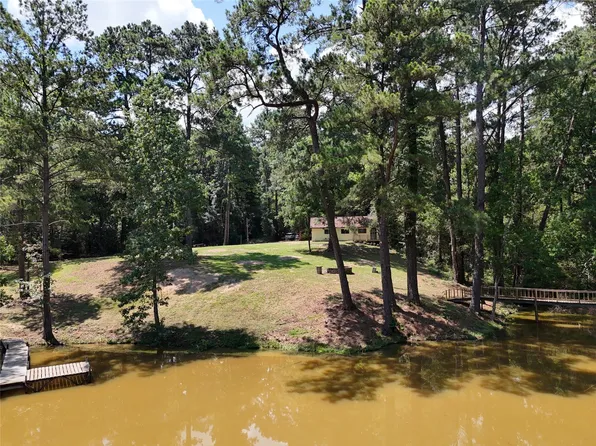 James Ln, Coldspring, TX 77331