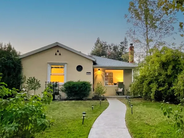 1920 Brewster Ave, Redwood City, CA 94062