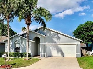 1436 Waterway Cove Dr, Wellington, FL 33414