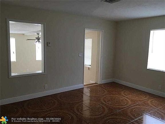 3rd image of 2134 Plunkett Ct