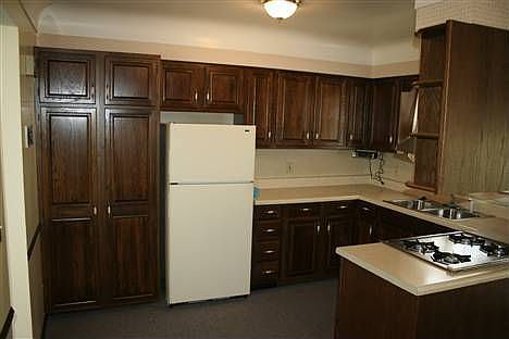 3rd image of 2616 Woodstock Dr