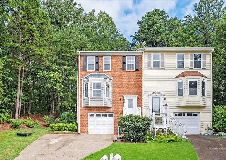 1st image of 858 Cedar Bluff Ct