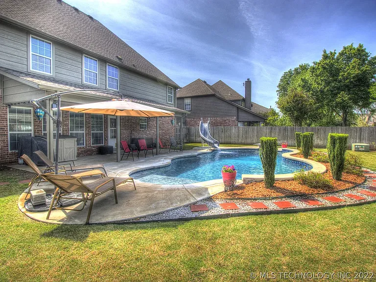 2422 S Redwood Pl — Photo 35