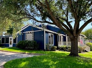 33 April Point Dr N, Montgomery, TX 77356