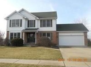 1347 Yorkshire Dr N, Sycamore, IL 60178