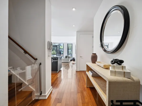 99 Warren Street image 5 of 39