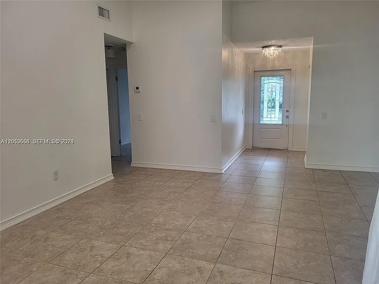 14419 SW 142nd Ct — Photo 2