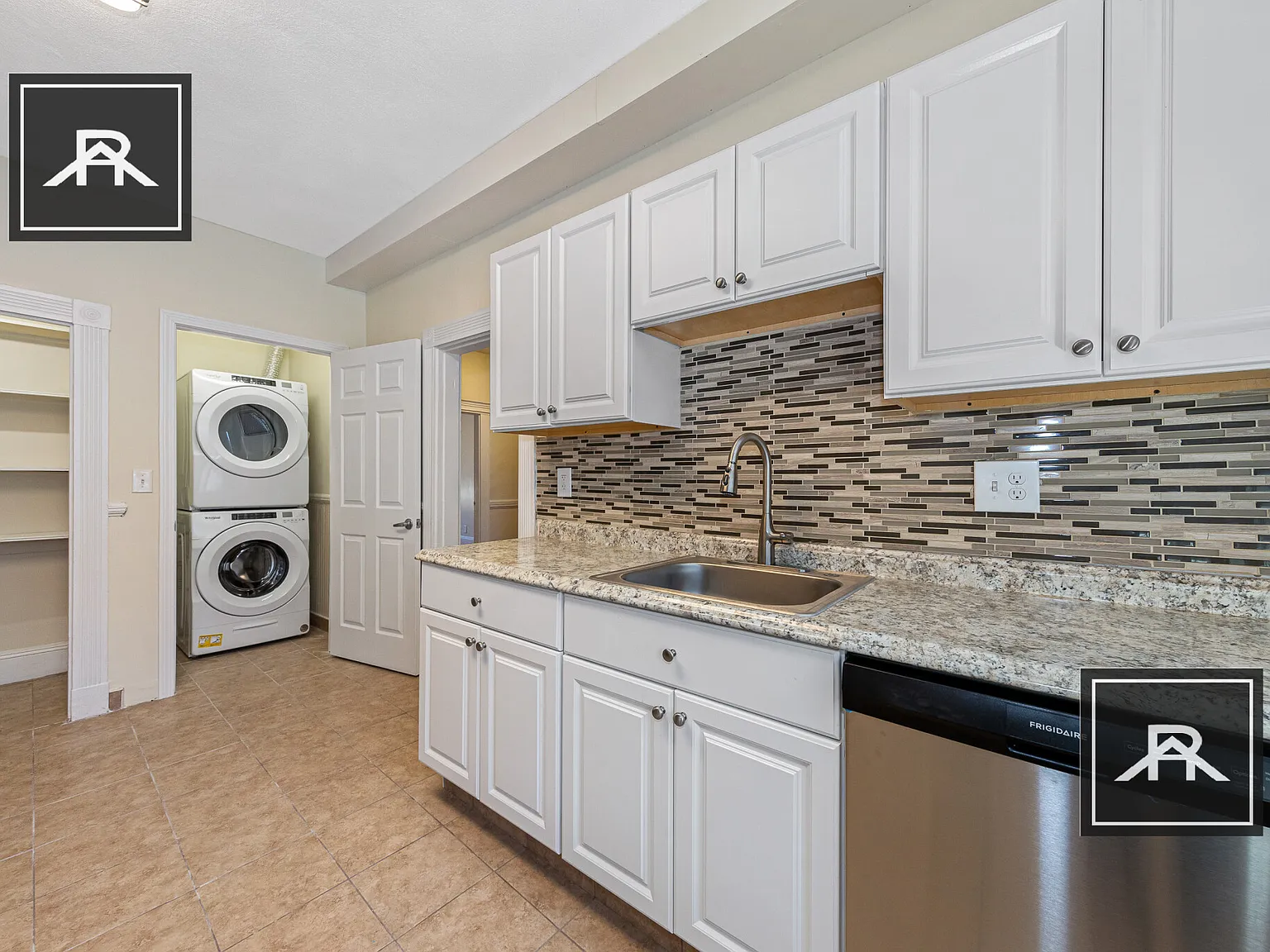 3 bed, 1.0 bath, 980 sqft, $3,595 — Photo 2
