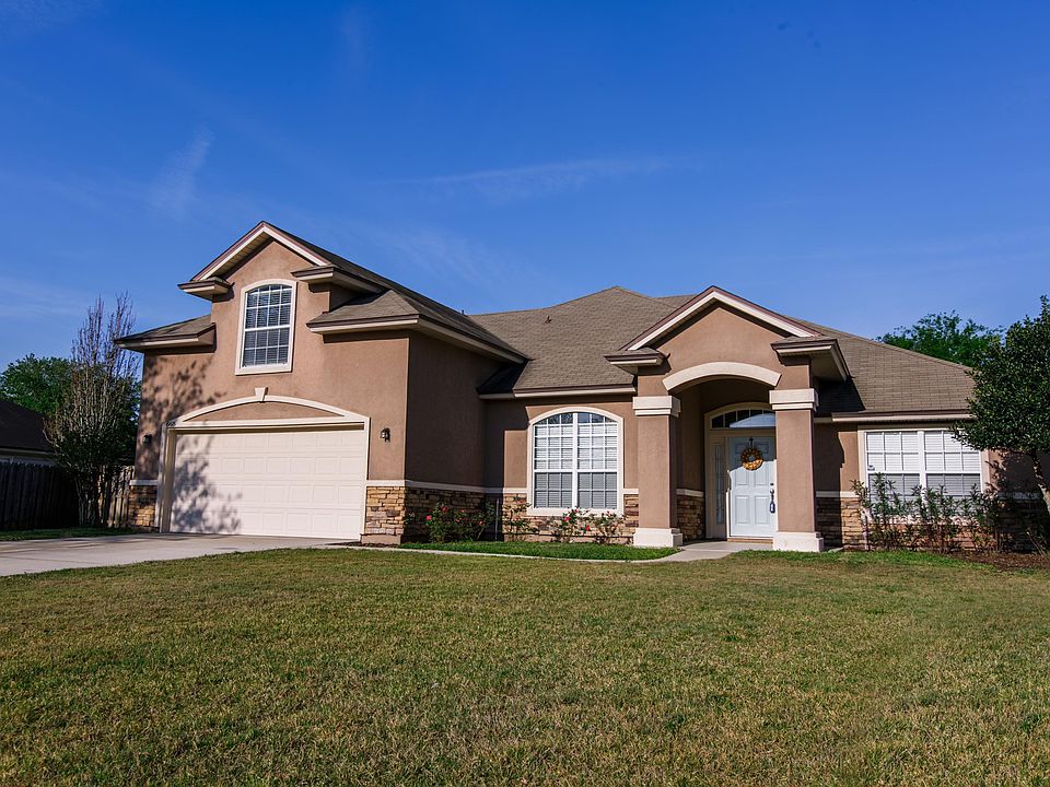 1st image of 668 Lookout Lakes Dr