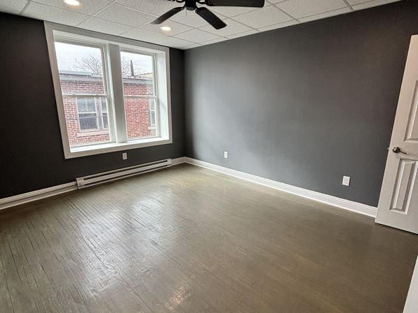 616 Clinton St #1