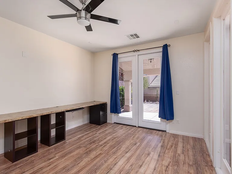 3078 Lenoir St — Photo 17