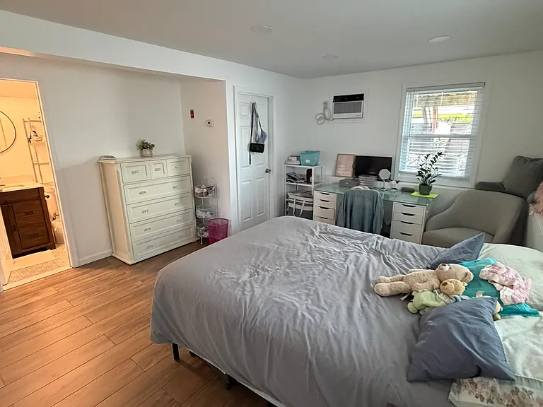 2503 Cedar St — Photo 21