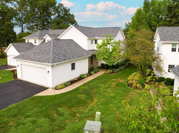 2501 Saint James Pl, Sandusky, OH 44870