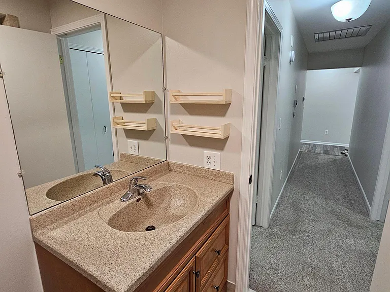 23434 Haynes St — Photo 21