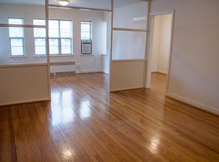 Courthouse Manor, Arlington, VA 22201