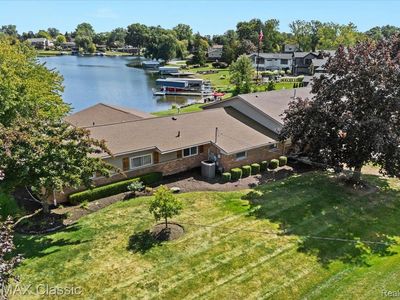 4806 Surfwood Dr, Commerce Township, MI, 48382