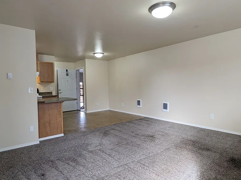 Wellesley Park Apartments — Photo 69