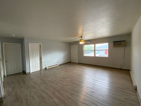 3rd image of 1002 Glendale Ave #4