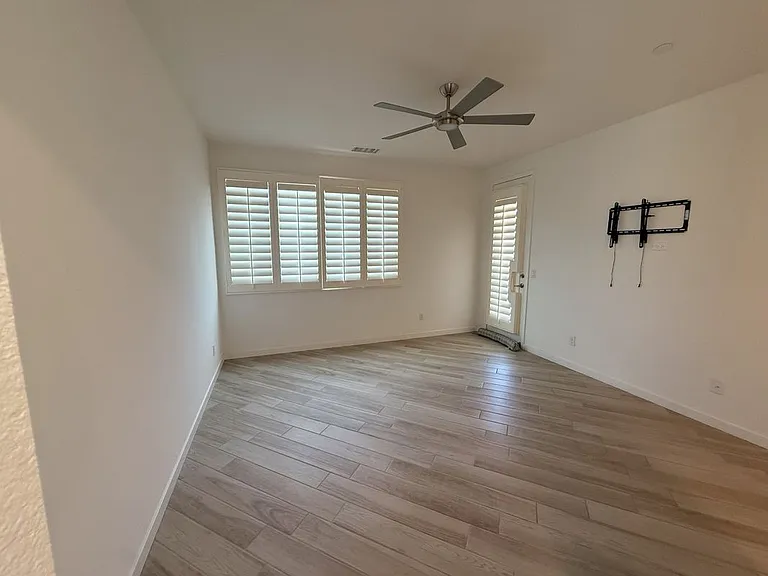 39613 Taffala Dr — Photo 10