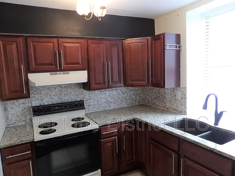 55 M St NW #101 — Photo 7