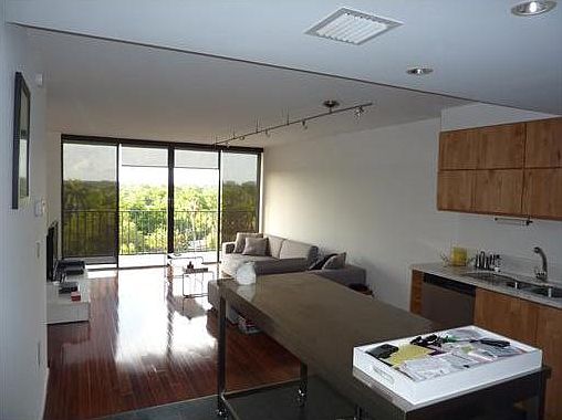 1st image of 780 NE 69th St APT 606