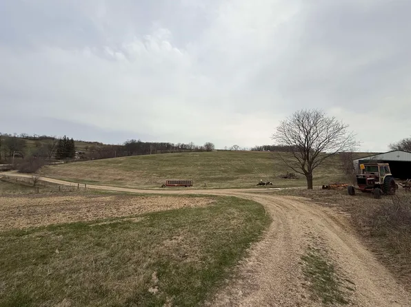 N6985 Holstein Prairie Rd, Argyle, WI 53504