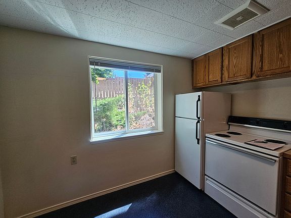 4th image of 1100 N B St APT 5