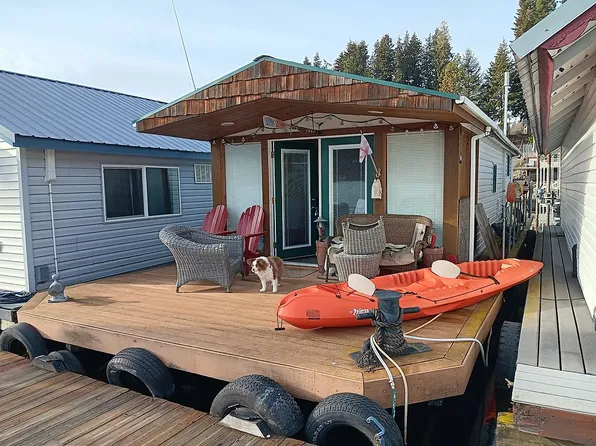 34030 N Main St #8B, Bayview, ID 83803