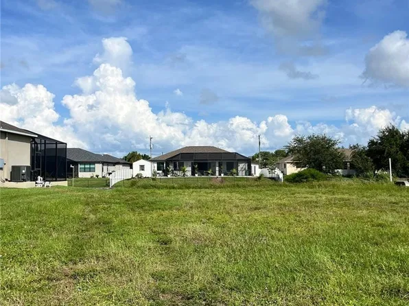 2001 Surfside Blvd, Cape Coral, FL 33991