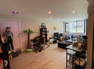 5731 N Winthrop Ave #0, Chicago, IL 60660