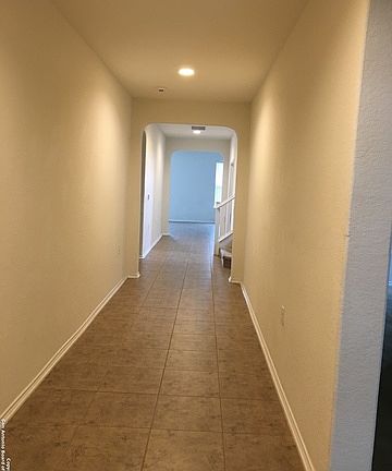 4th image of 7431 Magnolia Blf