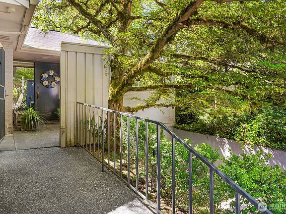 3rd image of 1871 40th Avenue E