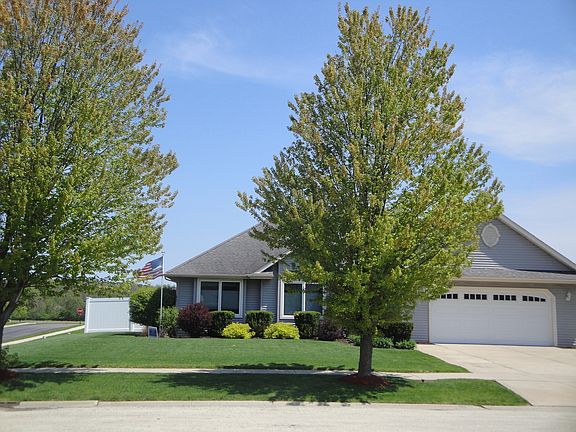 2nd image of 725 Fairchild Dr