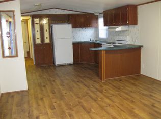 1626 E Hardin Rd, Lumberton, NC 28358