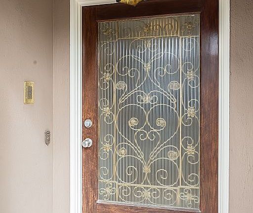 3rd image of 1910 36th Ave