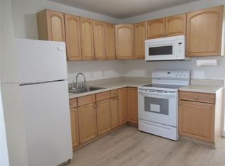 6224 Fletcher St, Hollywood, FL 33023