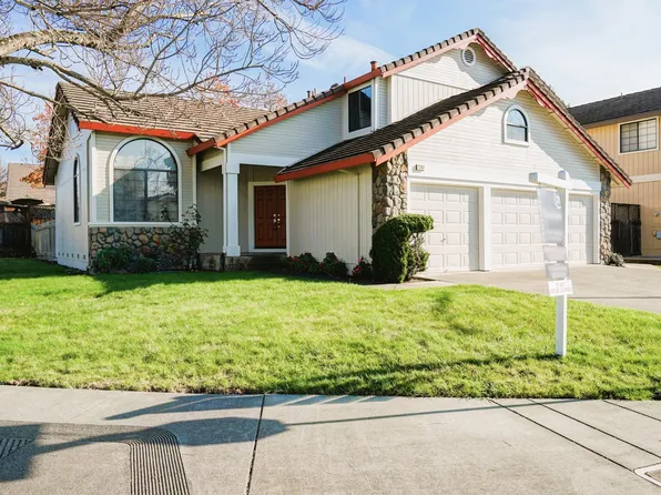 7202 Ruby Ct, Rohnert Park, CA 94928