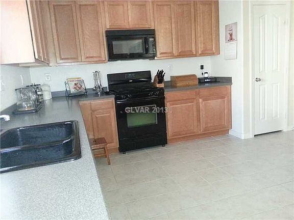 3rd image of 9935 El Corriente St