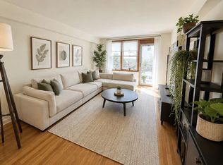 84-70 126th St #3A, Kew Gardens, NY 11415