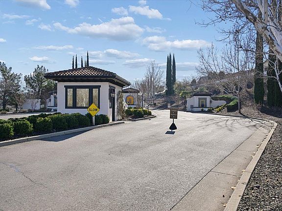 3rd image of 3403 Paseo Mira Vis