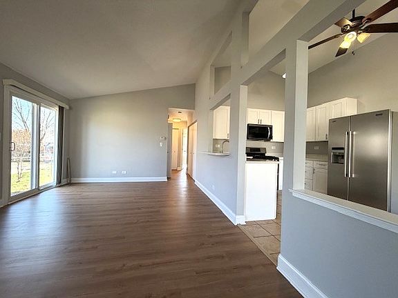 2nd image of 346 Danbury Dr