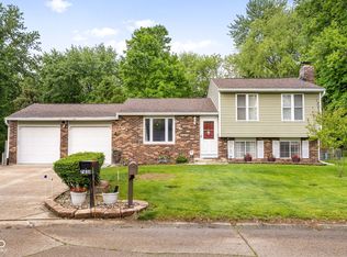7838 Savannah Dr, Indianapolis, IN 46217