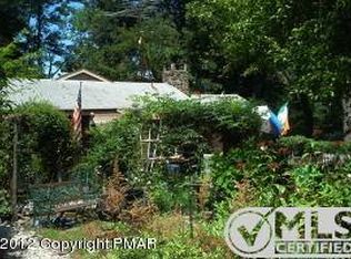 6118 Ash Rd, East Stroudsburg, PA 18302