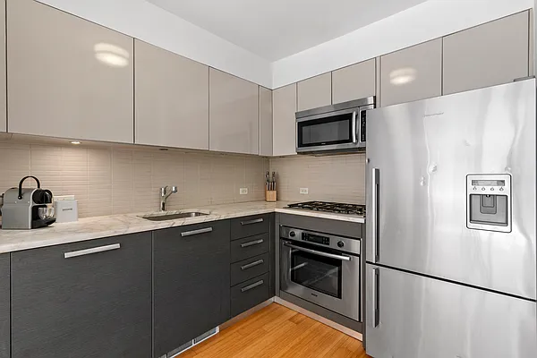 Sold by Douglas Elliman | media 4