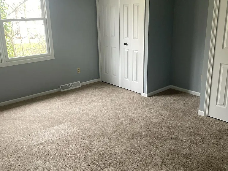 957 Westland Dr — Photo 6