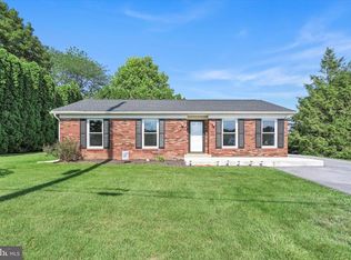 246 Fonderwhite Rd, Lebanon, PA 17042