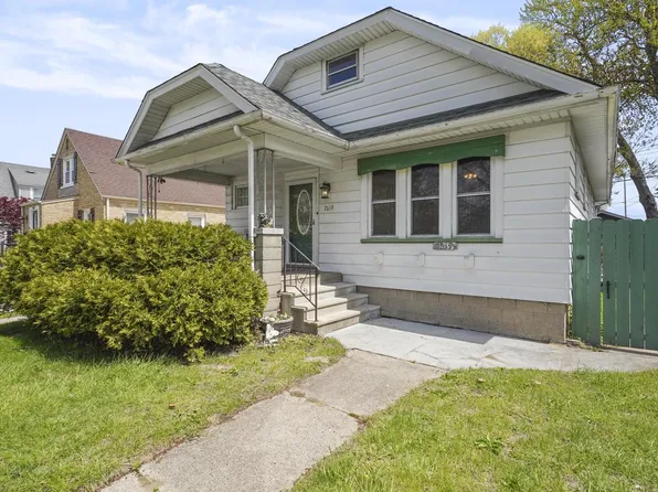 7619 14th AVENUE, Kenosha, WI 53143
