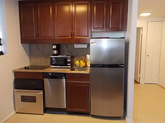 Rented by Empire State Properties | media 9